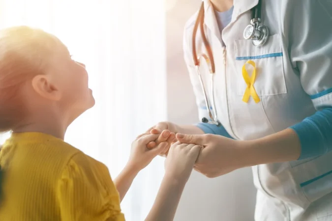 Dra. Ingrid Flandes Aguilar, oncóloga quirúrgica: “El miedo al cáncer debemos afrontarlo, porque si la prevención no se realiza, los tumores llegan muy avanzados.” 2 Merca2.es Medicina con corazon Merca2.es