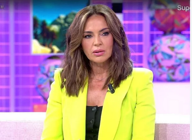 Rocío Carrasco, a punto de hundirse por los ataques de Olga Moreno: "Tiene a su hijo abandonado" 15 Merca2.es Olga Moreno en un programa Merca2.es