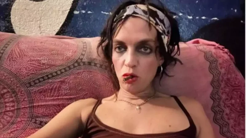 Máxima preocupación por Sheila Devil, la hija trans de Camilo Sesto: "Es muy grave" 11 Merca2.es Sheila Devil posando Merca2.es