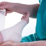 Dr. Jazfyr Bringas Martínez, ortopedista: «Los esguinces se minimizan demasiado, pero pueden provocar dolor crónico o incluso llevarte a una cirugía»