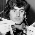 El fraude masivo que hipnotizó a España: la verdadera historia del hombre que doblaba cucharas (y nos tomó el pelo a todos)