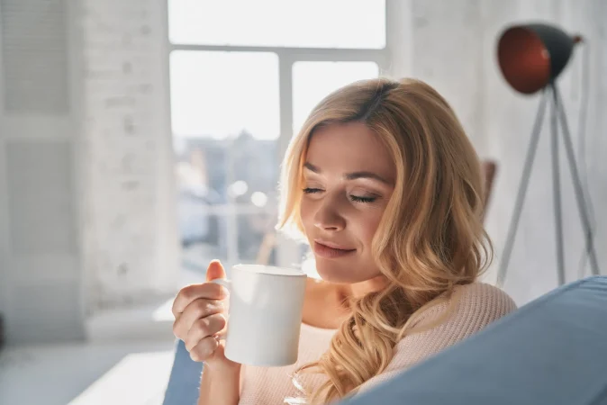 Elan Coffee (33 años), barista, aconseja a los principiantes que quieren triunfar en el mundo del café 1 Merca2.es El respeto por el oficio y el sabor del café