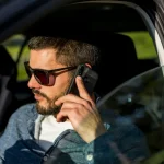 Te pueden quitar el carné por mirar el móvil 2 segundos: la trampa que arruina a 72 conductores al día