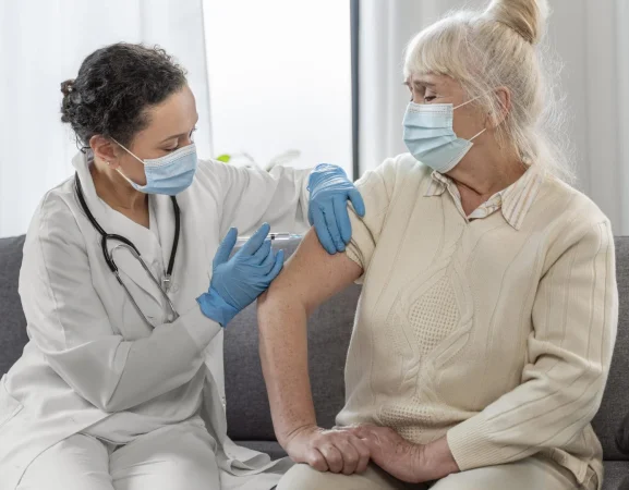 Madrid inicia su campaña de vacunación contra la gripe 2025-2026 1 Merca2.es ESTRATEGIA DE VACUNACIÓN