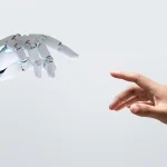 “No lo lee una persona, lo lee un robot”: RRHH explica cómo adaptar tu currículum para superar el filtro IA