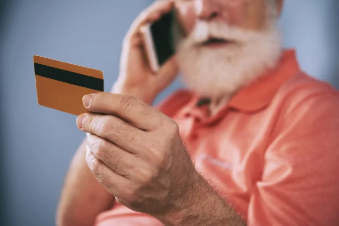 El aumento de estafas digitales pone en riesgo a las personas mayores