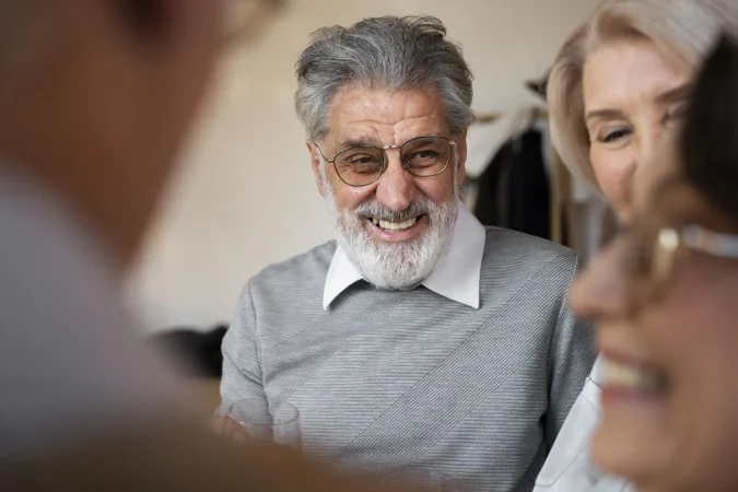 Javier Yanguas, experto en envejecimiento: "El edadismo limita a toda la sociedad" 1 Merca2.es Javier Yanguas, experto en envejecimiento: "El edadismo limita a toda la sociedad"
