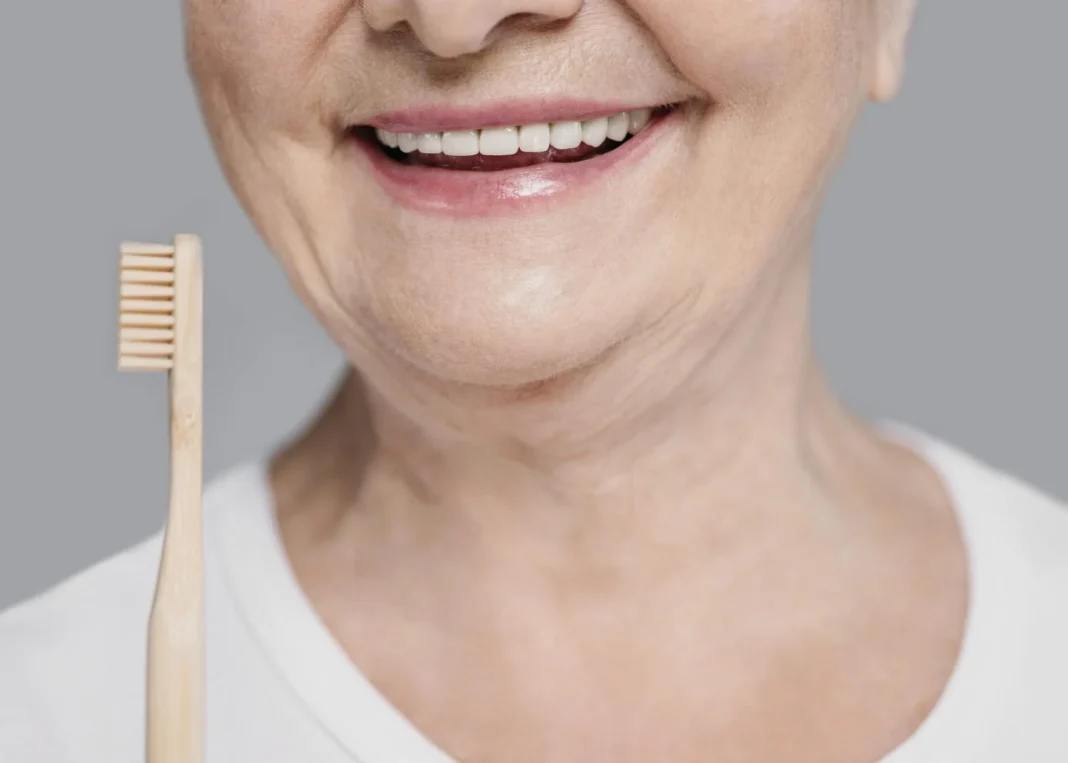 Salud oral en la tercera edad: urgencia y soluciones