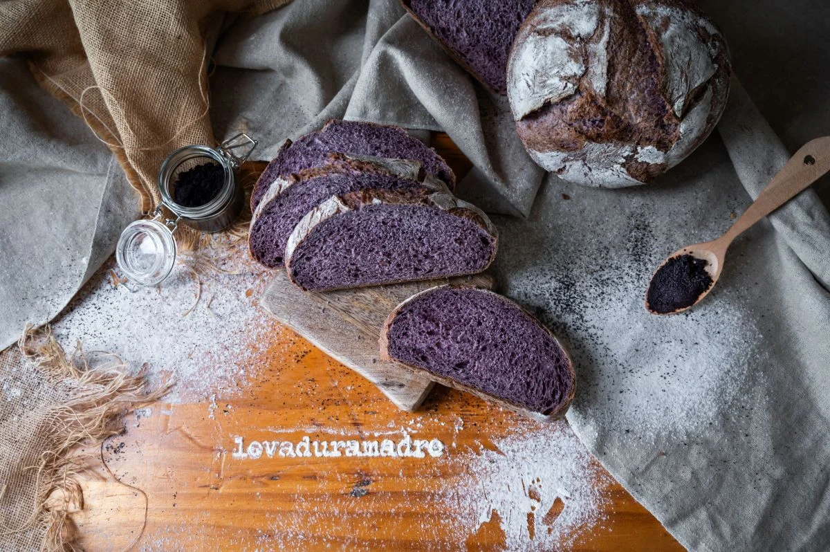 Levaduramadre amplía su surtido artesanal con productos de calabaza y una nueva hogaza de açaí