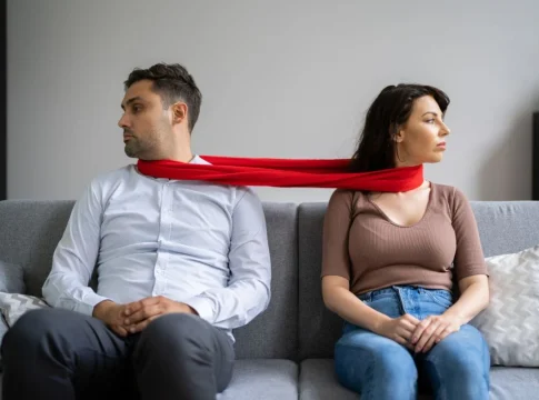 Aceptar lo inevitable Indefensión aprendida