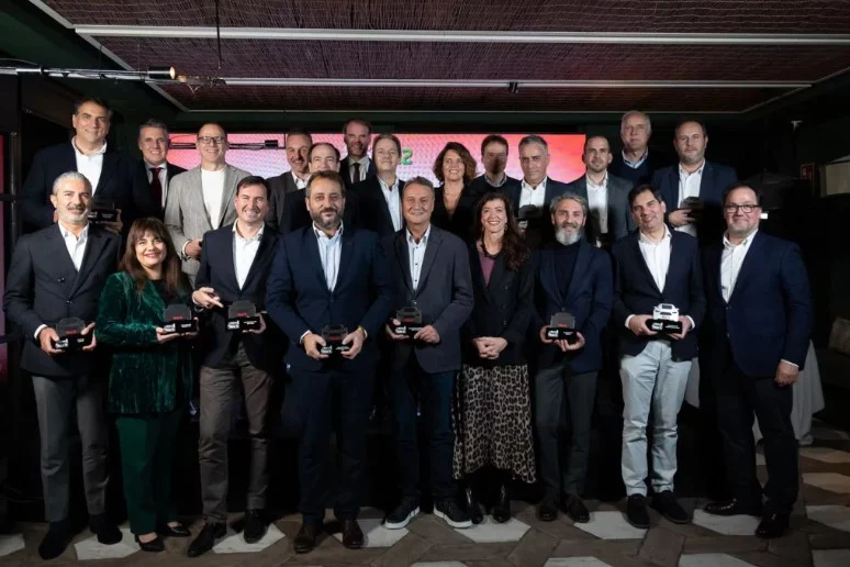 Los 16 premiados en la gala