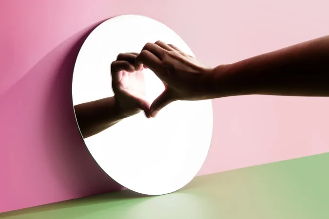 Dr. Iñaki Piñuel (60), psicólogo: “Aceptar la realidad no es rendirse; es dejar de luchar contra lo que ya no se puede cambiar” 4 Merca2.es Coraje25 Merca2.es