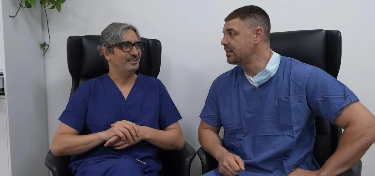 Dr. Diego González Rivas (51), cirujano: 