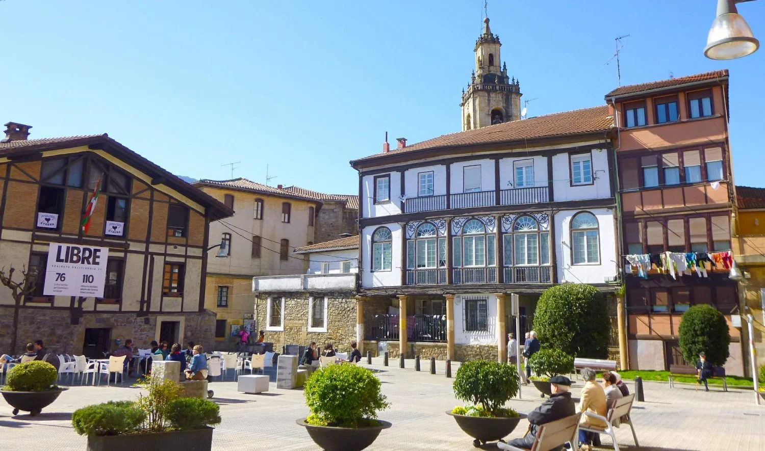 Parece Salzburgo pero está en Vizcaya: Durango, música y mercados que reinventan tu escapada