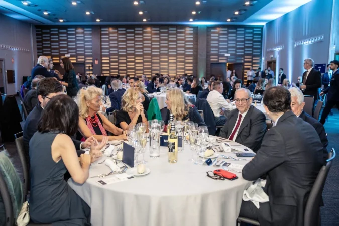 Gala del postureo político en Alcobendas: la concejala Mar Rodríguez y la alcaldesa Rocío García inflan su imagen a costa del contribuyente 3 Merca2.es Equipo Gobierno Alcantara Merca2.es