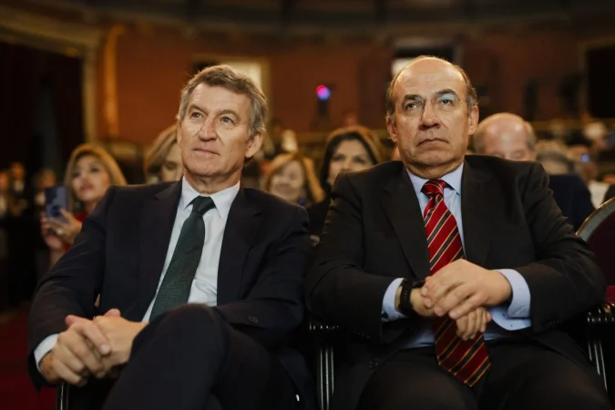 EuropaPress 6738163 presidente pp alberto nunez feijoo ex presidente mexico felipe calderon Merca2.es