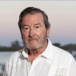 JJ Benitez (79), escritor y ufólogo: «Después de la muerte despiertas en un lugar con un cuerpo físico elegido por ti y allí están tus familiares muertos»