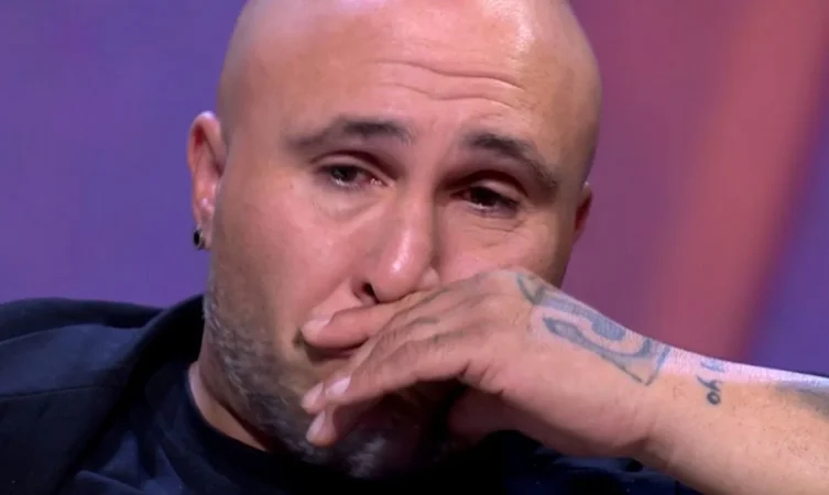 Antonio Rossi da una información sobre Isabel Pantoja que deja a todos sin aliento 13 Merca2.es Kiko Rivera llorando Merca2.es