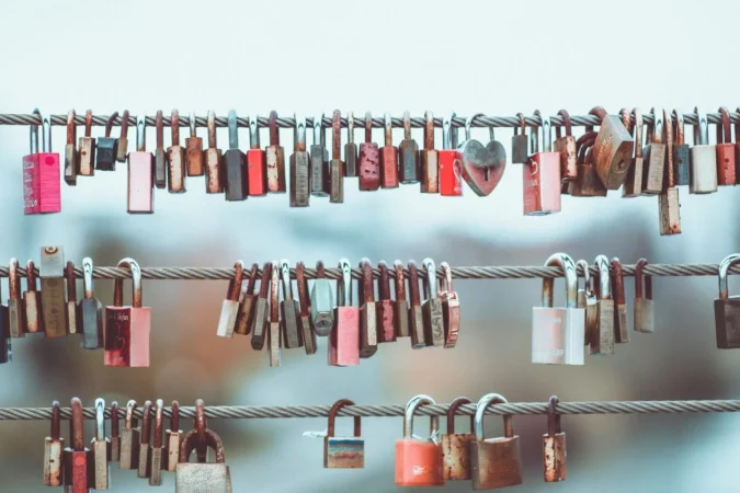 Dr. Iñaki Piñuel (60), psicólogo : “El apego desorganizado es como convivir con varias personas dentro de una misma mente, cada una con un modo distinto de relacionarse” 3 Merca2.es La raiz del amor Merca2.es