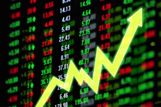 Faes: AlphaValue estima que ofrece una oportunidad de entrada a precios actuales 1 Merca2.es Las acciones de Faes (33% en 2025) han obtenido uno de los mejores rendimientos del sector este año. Fuente: Agencias