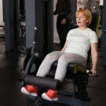 Dra. Gabrielle Lyon, experta en nutrición: “Si eres principiante, empieza con máquinas: te ayudarán a construir una base sólida antes de pasar a las pesas libres y evitar lesiones”