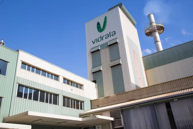 Las acciones de las firmas vidrieras se mantienen estables pese a los débiles fundamentos 2 Merca2.es Vidrala se encuentra en un mercado con buenos fundamentos a largo plazo, pero creemos que el riesgo/recompensa está equilibrado. Fuente: Vidrala