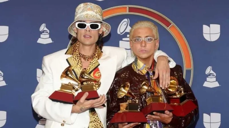 La noche más electrizante de los premios Grammy Latinos 2025: Bad Bunny se corona y Alejandro Sanz da la sorpresa 1 Merca2.es Premios Grammy Latinos 2025