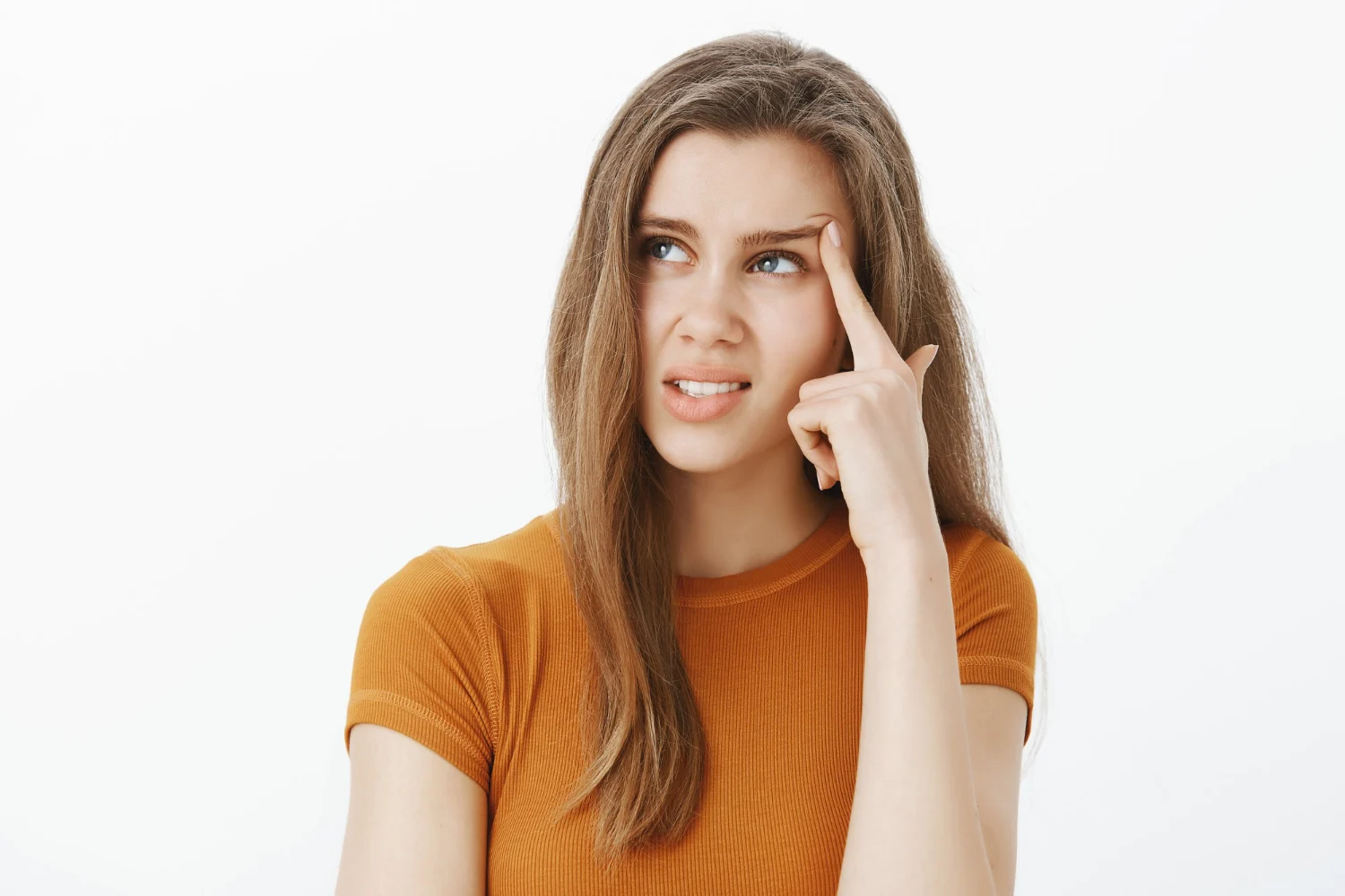 Dr. Elena Gascón (48), oftalmóloga: “No, no es cansancio ese temblor en el párpado, y deberías ocuparte ya”