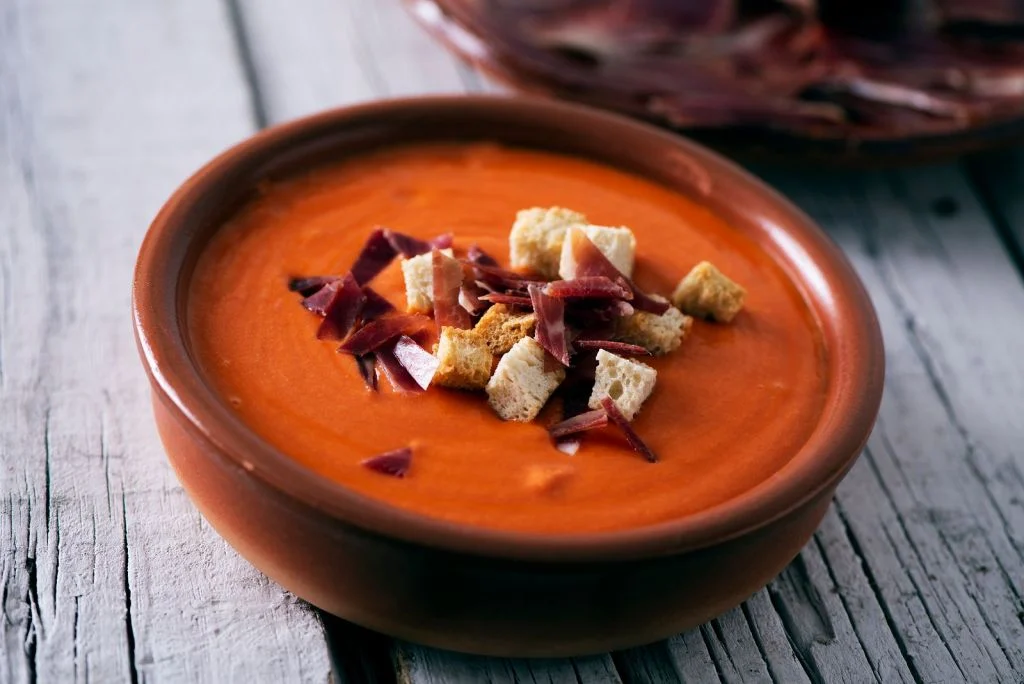 La receta oculta de Andalucía: el truco que convierte tu salmorejo en un plato irresistible