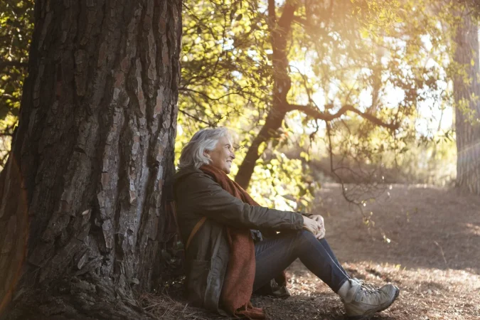 El 16 % de los mayores españoles se sienten solos: la otra pandemia del siglo XXI 1 Merca2.es SOLEDAD NO DESEADA EN LA VEJEZ