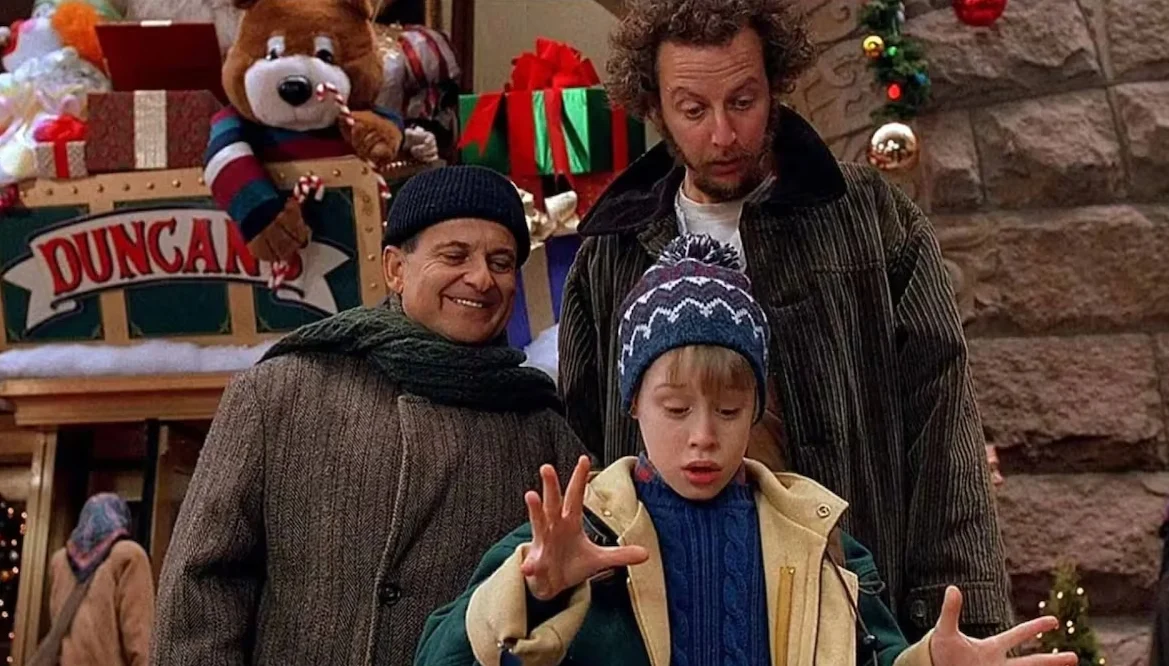 ¿Cansado de ver “Solo en casa” cada año? Estas 5 joyas navideñas ocultas te van a obsesionar