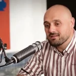 Andros Lozano (41), periodista: «Un guardia civil llegó a cobrar del narcotráfico 3.000 euros por un solo día. En un año hizo un millón y nadie sabe dónde está”