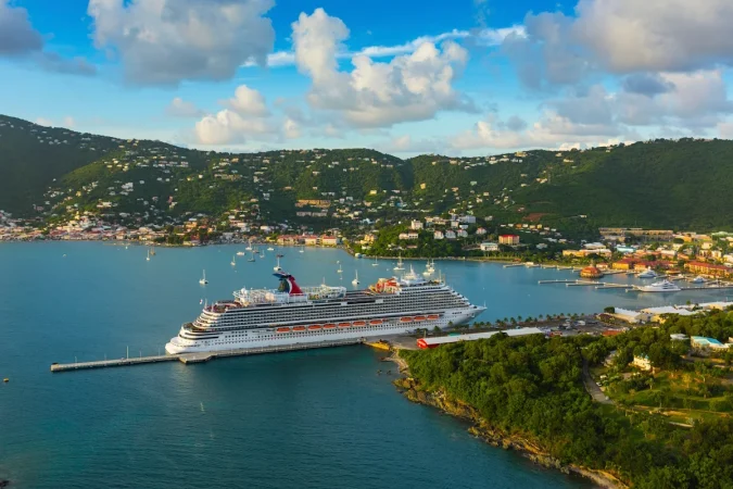 Las marcas centradas en Europa de CCL y Viking Ocean se beneficiarán de una competencia reducida. Imagen: Carnival