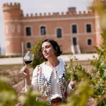 Carolina Inaraja avanza los planes de Monte La Reina: menos vendimia, más automatización y un pack premium en colaboración con Silbon