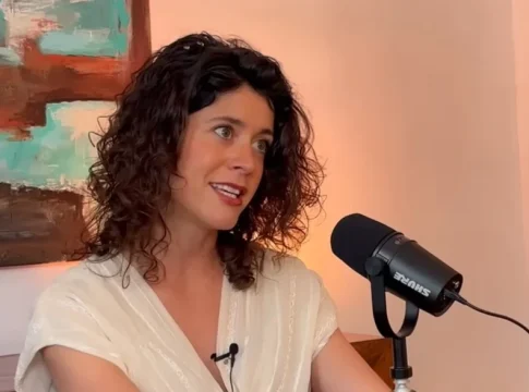 Cristina Sánchez, médica especialista en oncología: “Un cuerpo fuerte tolera mejor los tratamientos contra el cáncer” Cristina Sánchez, médica especialista en oncología: “Un cuerpo fuerte tolera mejor los tratamientos contra el cáncer”