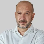 “La IA bien implementada mejora tanto la experiencia de quienes usan el servicio como la de quienes lo prestan”