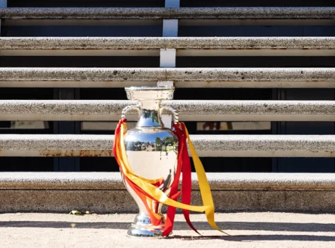 España desafía la desaceleración global y se perfila como uno de los motores de Europa España desafía la desaceleración global y se perfila como uno de los motores de Europa