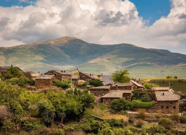 Grandes ciudades y pequeños municipios: las dos caras de la crisis de la vivienda 1 Merca2.es Espana rural Merca2.es