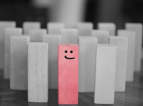 Fingir gustos654 El valor de mostrarse sin máscaras