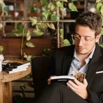 Franco Pisso, abogado y experto en comunicación no verbal: “Cuando estamos ansiosos vemos todo oscuro; ordenar la información trae luz”