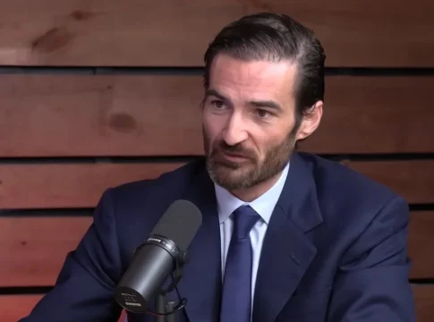 Iñaki Arcocha, mentor financiero y patrimonial: “Invertir implica aceptar la volatilidad como parte natural del camino” Iñaki Arcocha, mentor financiero y patrimonial: “Invertir implica aceptar la volatilidad como parte natural del camino”