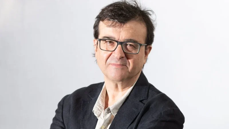 Las 25 personas más influyentes en el mundo editorial en España en 2026 7 Merca2.es Javier Cercas Merca2.es