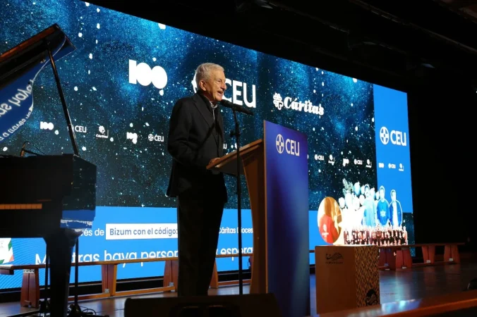 El CEU lanza su villancico navideño para apoyar la campaña de Cáritas 1 Merca2.es Manuel Breton presidente Caritas Merca2.es