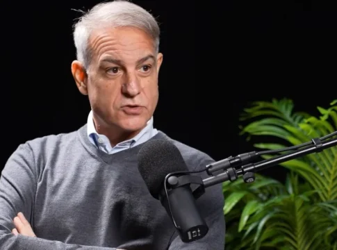 Pablo Gil, economista: “La inteligencia artificial es una revolución comparable a internet, pero aún no sabemos quién ganará” Pablo Gil, economista: “La inteligencia artificial es una revolución comparable a internet, pero aún no sabemos quién ganará”