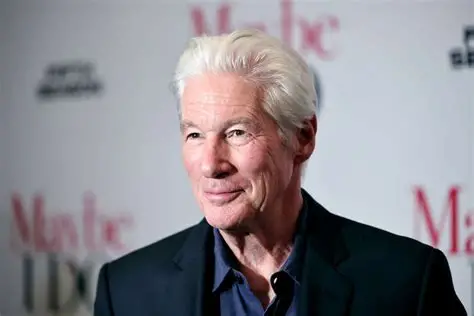 Richard Gere sigue siendo sinónimo de romanticismo: tres títulos imprescindibles 1 Merca2.es Richard Gere