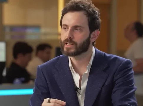 Sebastián La Rosa, médico especializado en neurociencia: “El objetivo de la longevidad no es vivir 200 años, sino retrasar la aparición de enfermedades” Sebastián La Rosa, médico especializado en neurociencia: “El objetivo de la longevidad no es vivir 200 años, sino retrasar la aparición de enfermedades”