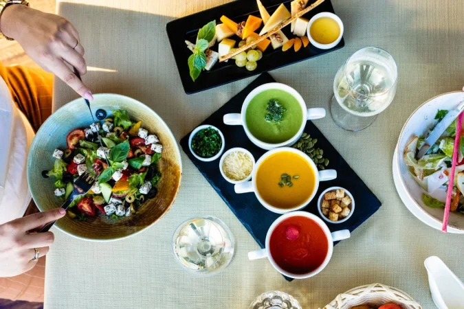 Dra. Isabel Belaustegui, especializada en nutrición: “No se trata de comer lo que está de moda, sino lo que a ti te va bien” 1 Merca2.es comer