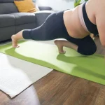 Un estudio revela: solo 5 ejercicios pueden sustituir 7.000 pasos diarios