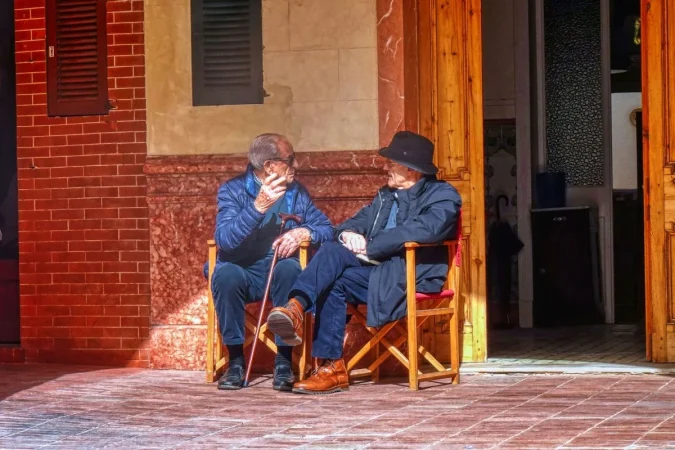 Entrenar fuerza tres veces por semana: el hábito que más protege tu cuerpo al envejecer 1 Merca2.es envejecer