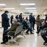 3 comunidades españolas recomiendan volver a usar mascarilla: dónde y por qué la gripe arrasa